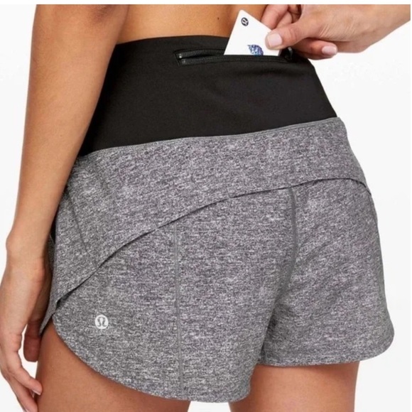 Lululemon Women’s Speed Short Running Shorts Size 4 Tall - Picture 2 of 8